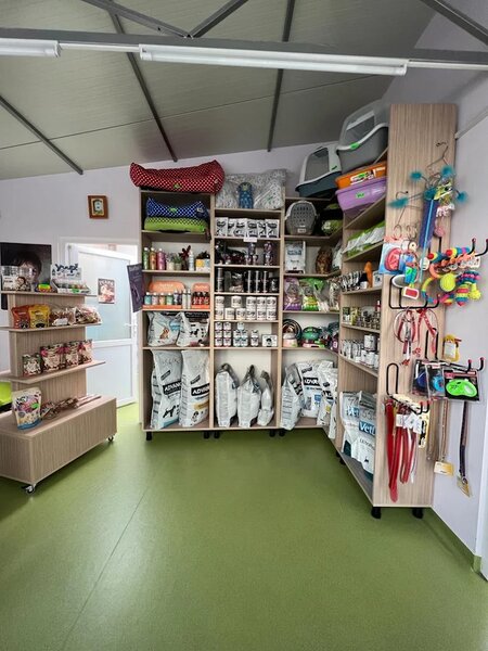 Biji's Animal Vet - Cabinet Veterinar Dr. Emma Alexandra Marcu
